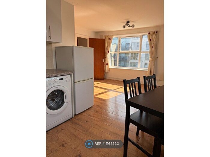 1 Bedroom Flat To Rent In York Way, London, N7