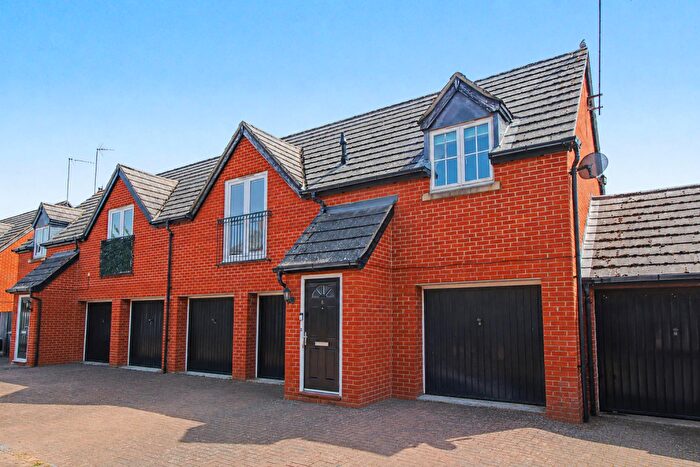 2 Bedroom Coach House To Rent In Nine Arches Way, Thrapston, NN14