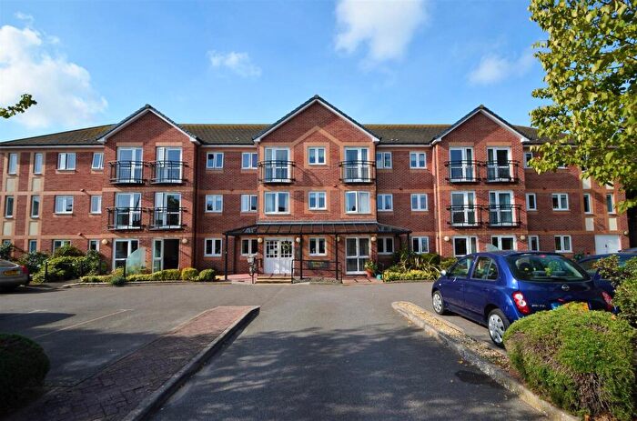 1 Bedroom Retirement Property For Sale In Hardy's Court, Dorchester Road, Weymouth, DT4