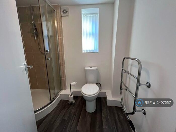 1 Bedroom Flat To Rent In Market Street, Stalybridge, SK15