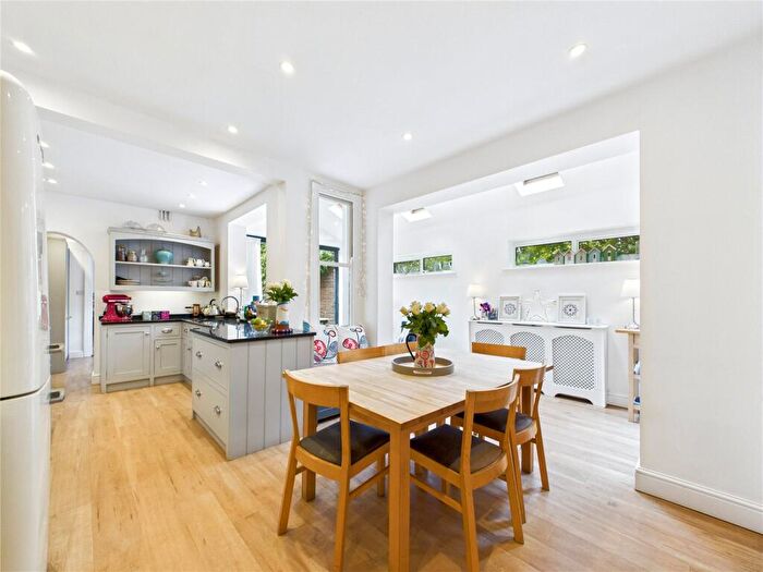 4 Bedroom Detached House For Sale In Gainsborough Road, Ipswich, Suffolk, IP4