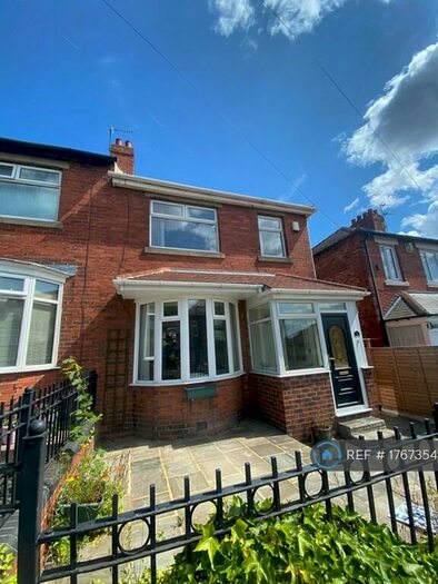 3 Bedroom Semi-Detached House To Rent In Heighley Street, Newcastle Upon Tyne, NE15