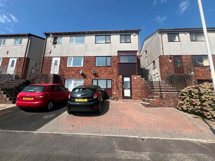 4 Bedroom Semi-Detached House For Sale In Tucker Close, Weston Mill, Plymouth, PL5