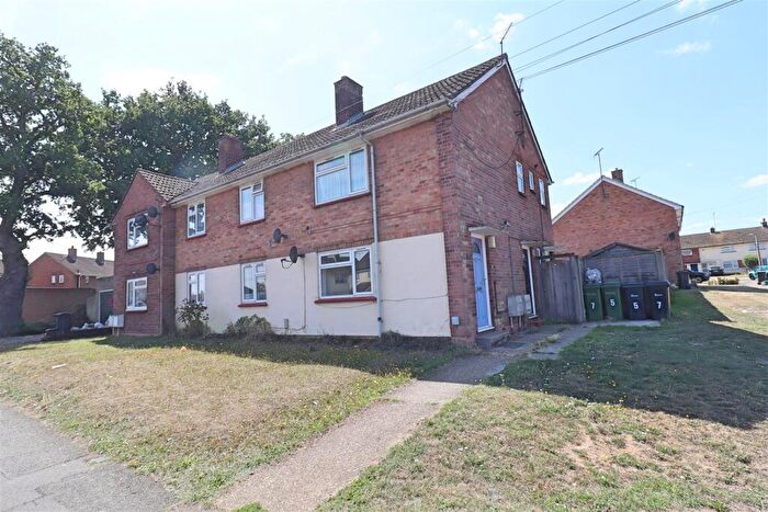 2 Bedroom Maisonette For Sale In Glebe Avenue, Braintree, CM7