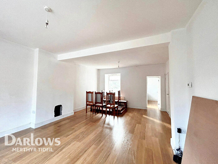 3 Bedroom End Of Terrace House To Rent In Gelli Road, Pontypridd, CF37