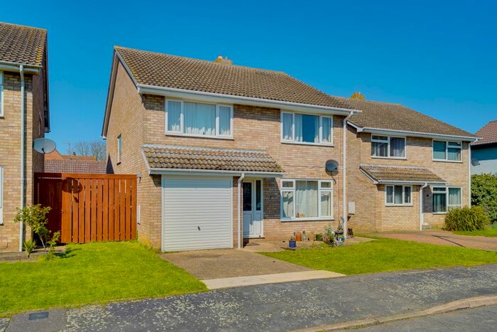 4 Bedroom Detached House To Rent In Red Lion Close, Alconbury, PE28