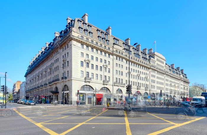 2 Bedroom Flat To Rent In Chiltern Court, Baker Street, NW1