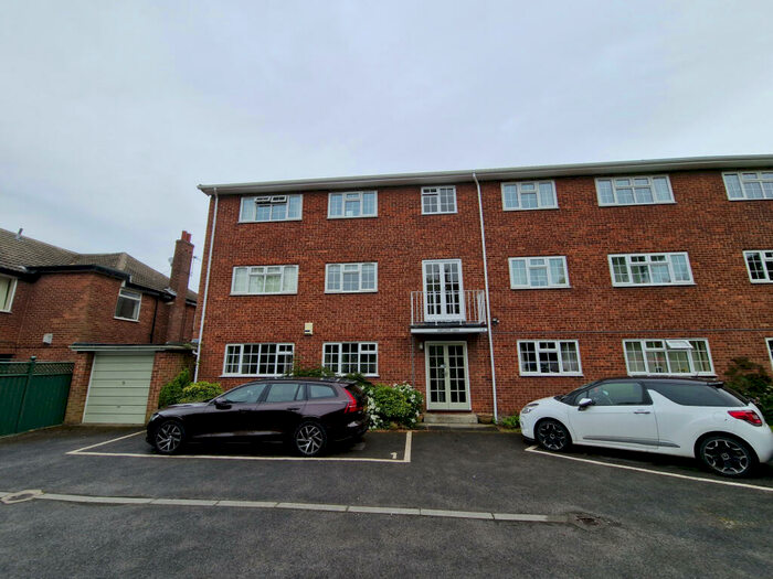 2 Bedroom Apartment To Rent In Arncliffe Road, Leeds, West Yorkshire, LS16