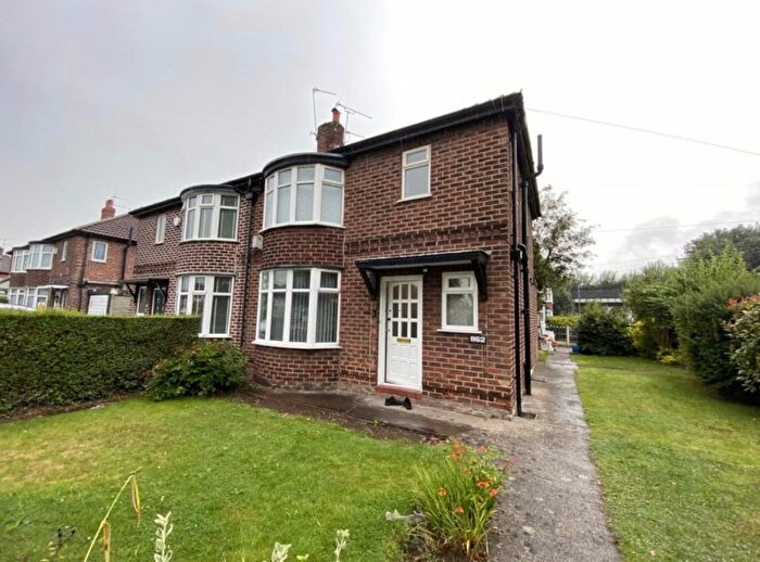 3 Bedroom Semi-Detached House To Rent In Kingsway, Manchester, M20