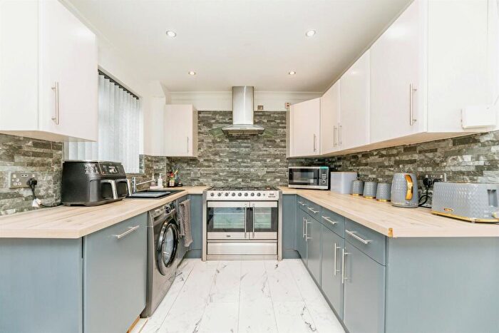 3 Bedroom Terraced House For Sale In Greystones Road, Whiston, Rotherham, S60