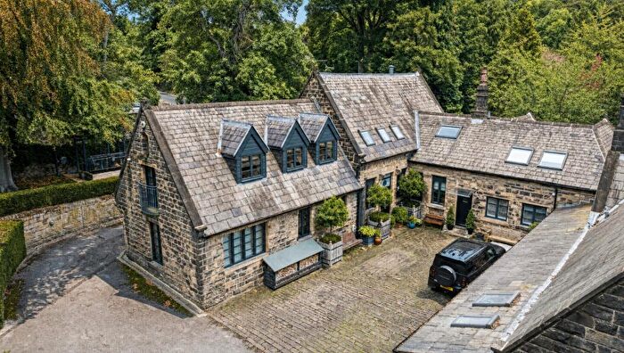 5 Bedroom Link Detached House For Sale In Woodleigh Hall View, Woodlands Drive, Rawdon, Leeds, LS19