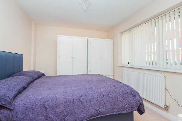 2 Bedroom Semi-Detached Bungalow For Sale In Rock Road, Finedon, NN9