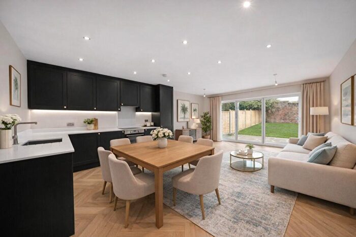 3 Bedroom Semi-Detached House For Sale In Greenways, Esher, Surrey, KT10