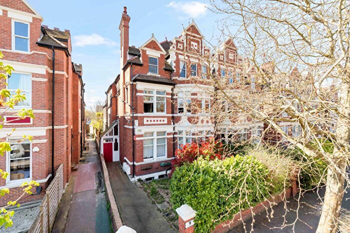 2 Bedroom Maisonette For Sale In Grimston Avenue, Folkestone, CT20