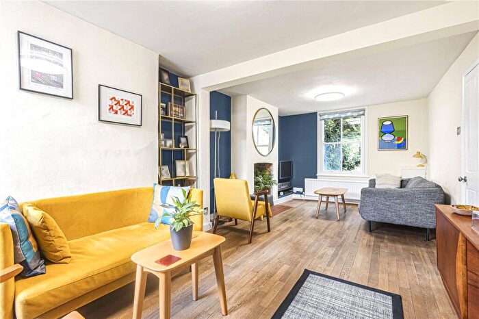 1 Bedroom Terraced House To Rent In Banbury Road, Oxford, Oxfordshire, OX2