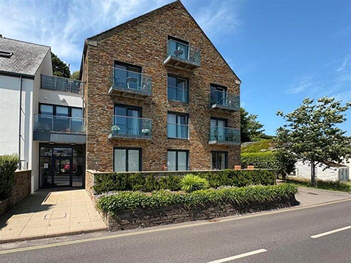 2 Bedroom Flat For Sale In Methleigh Bottoms, Wellmore, Porthleven, Helston, TR13
