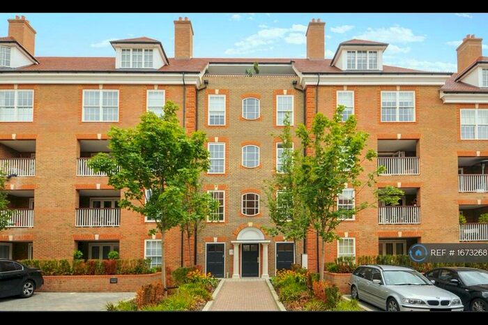 2 Bedroom Flat To Rent In Gardenia Court, Finchley, Barnet, London, N3