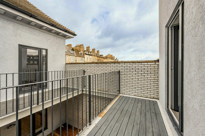 1 Bedroom Flat To Rent In London Road South, Lowestoft, NR33