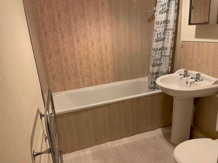 1 Bedroom Flat To Rent In Benvie Road, Dundee, DD2