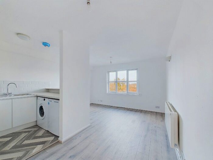 1 Bedroom Flat To Rent In Kenwyn Road, Dartford, Kent, DA1