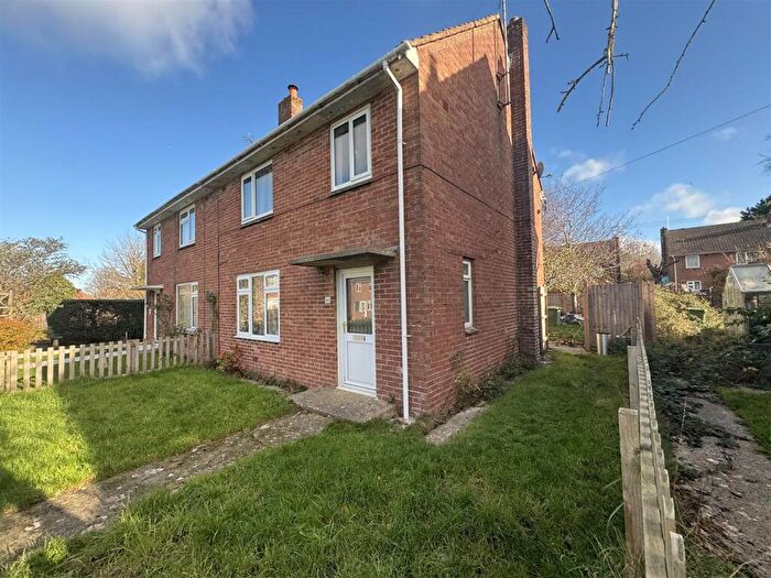 3 Bedroom Property For Sale In Thorney Park, Wroughton, Swindon, SN4