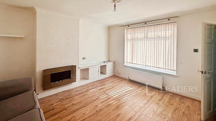 2 Bedroom Semi-Detached House To Rent In Highters Road, Birmingham, B14