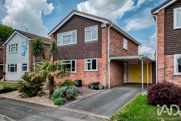 3 Bedroom Detached House For Sale In Allesley Croft, Coventry, CV5