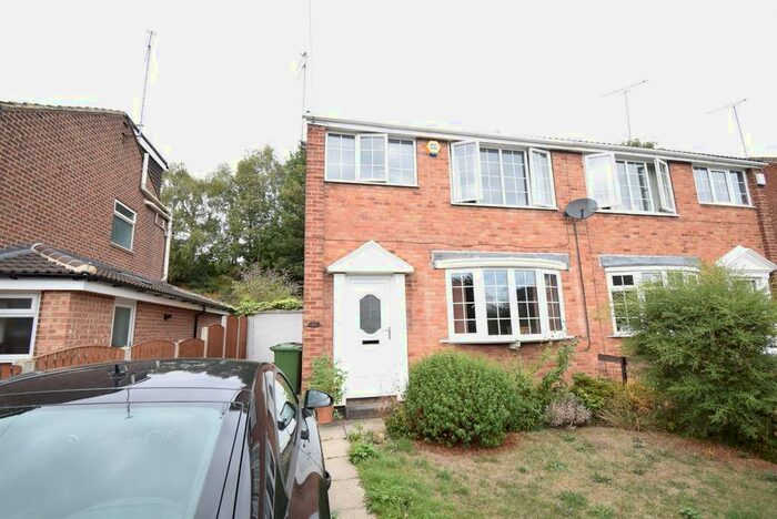 3 Bedroom Semi Detached House To Rent In Manor Crescent, Walton, WF2