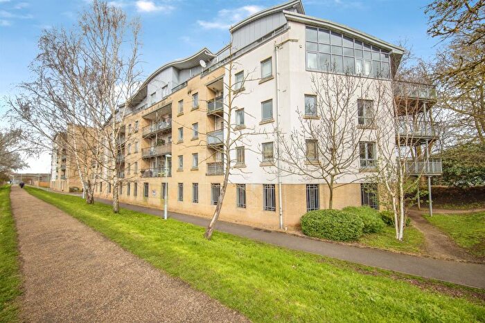 2 Bedroom Apartment For Sale In Yeoman Close, Ipswich, IP1