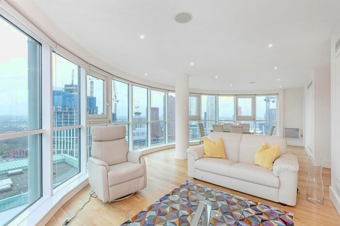 2 Bedroom Flat To Rent In Flagstaff House, St George Wharf, Nine Elms, London, SW8