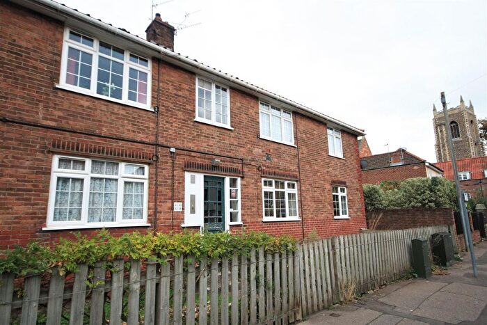 2 Bedroom Flat For Sale In Oak Street, Norwich, NR3