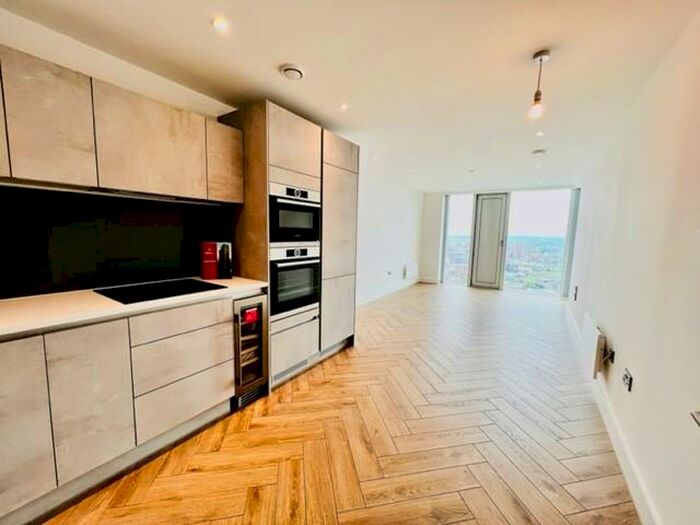 1 Bedroom Apartment To Rent In Elizabeth Tower, City Centre, M15