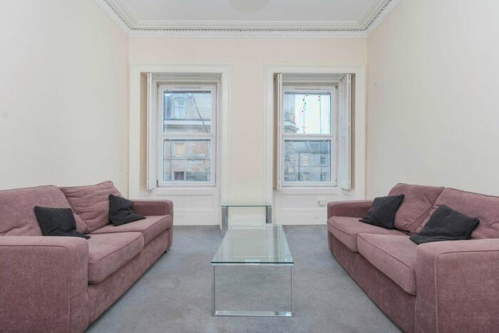 4 Bedroom Flat To Rent In L &#; Great Junction Street, Edinburgh, EH6