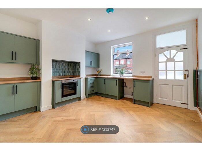 2 Bedroom Terraced House To Rent In Walden Street, Castleford, WF10