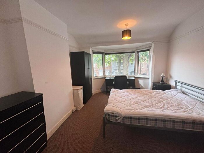 5 Bedroom House To Rent In Teversal Avenue, Lenton, Nottingham, Nottinghamshire, NG7