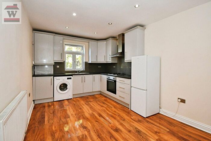 2 Bedroom Flat To Rent In London Road, Isleworth, TW7