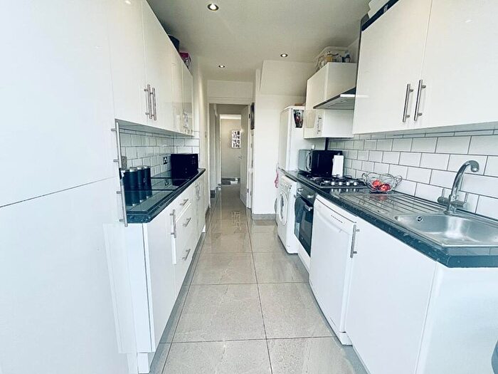 2 Bedroom Terraced House For Sale In Bretons, Basildon, SS15