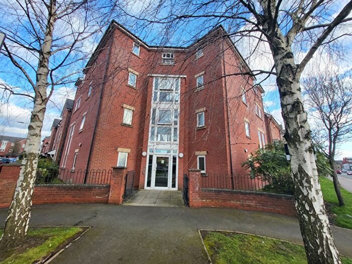 2 Bedroom Flat For Sale In Chorlton Road, Hulme, Manchester, M15