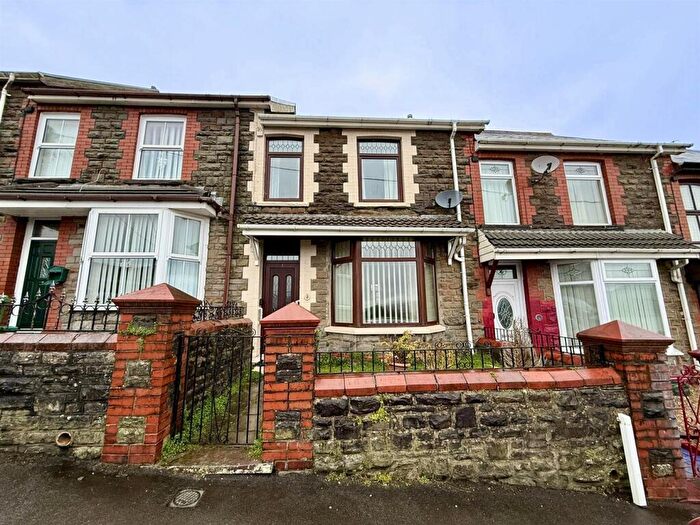 4 Bedroom Terraced House For Sale In Holford Terrace, Cwmdare, Aberdare, CF44