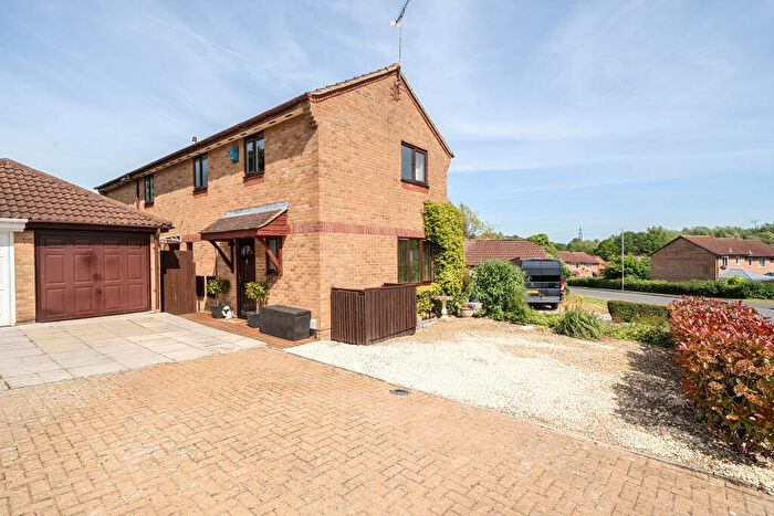 4 Bedroom Detached House For Sale In Sparcells Drive, Sparcells, Swindon, SN5
