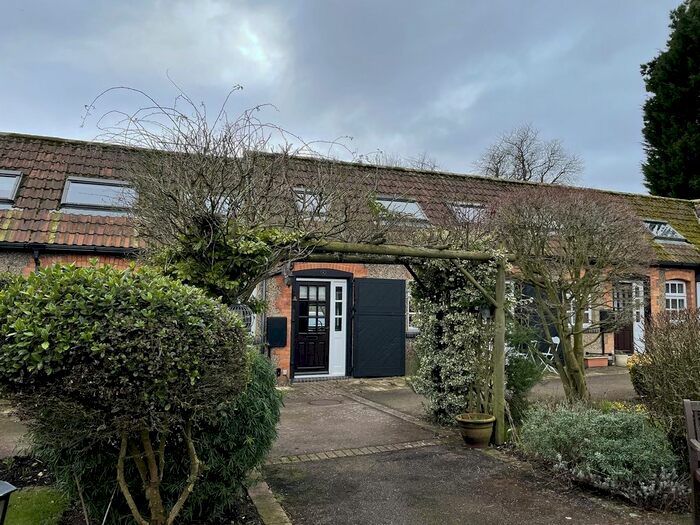 2 Bedroom Property To Rent In Howell Hill Close, Mentmore, Leighton Buzzard, Bedfordshire., LU7