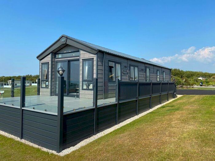 2 Bedroom Park Home For Sale In Ocean Edge Holiday Park, Heysham, LA3