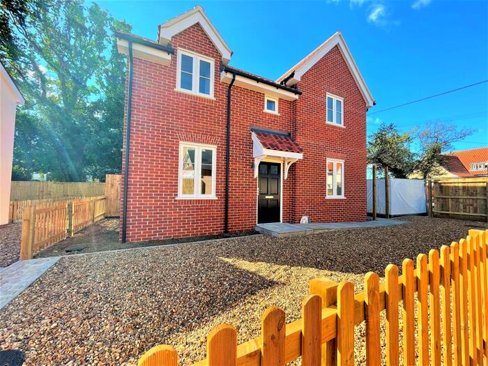 2 Bedroom Detached House For Sale In Ladbrook Meadow, Duke Street, Hintlesham, Ipswich, IP8