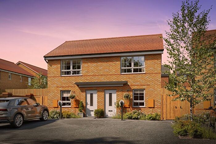 2 Bedroom Semi-Detached House For Sale In Chaulden Meadows, Long Chaulden, Hemel Hempstead, HP1
