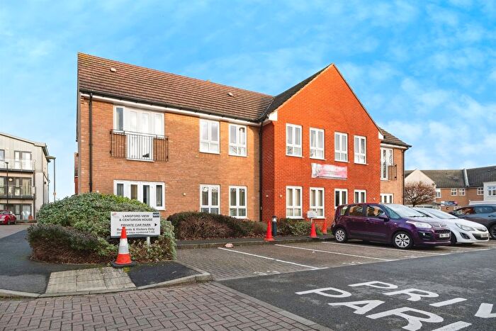 1 Bedroom Flat For Sale In Coach House Mews, Bicester, OX26
