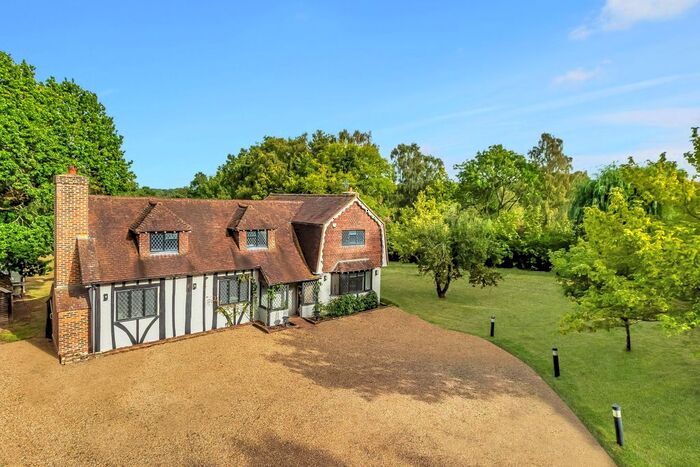 5 Bedroom Detached House To Rent In Freeways, Stick Hill, Edenbridge, TN8