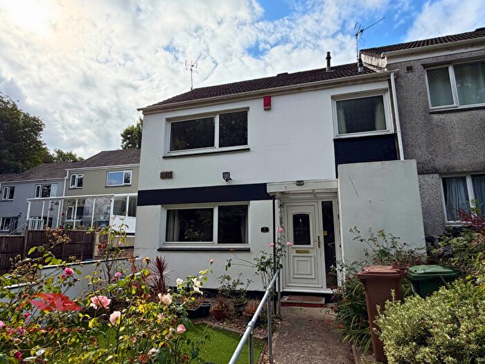 3 Bedroom End Of Terrace House For Sale In Wye Gardens, Plymouth, PL3