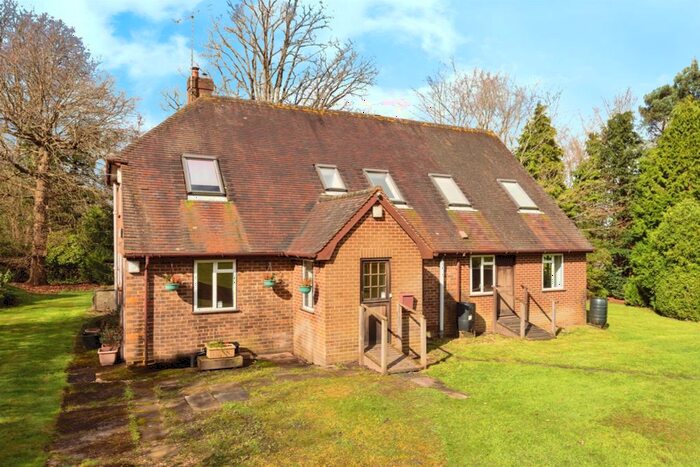 4 Bedroom Chalet For Sale In Broadwater Forest Lane, Groombridge, Tunbridge Wells, TN3