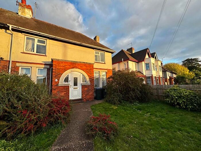 3 Bedroom House To Rent In Harborough Road, Northampton, NN2