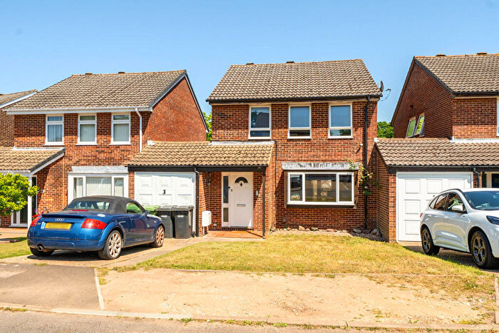 4 Bedroom Detached House For Sale In Rookley, Southampton, SO31